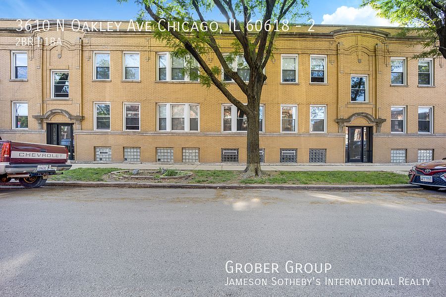 3610 N Oakley Ave #1, Chicago, IL 60618 | Zillow