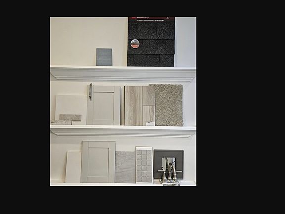 4th image of 122 Limestone Cir