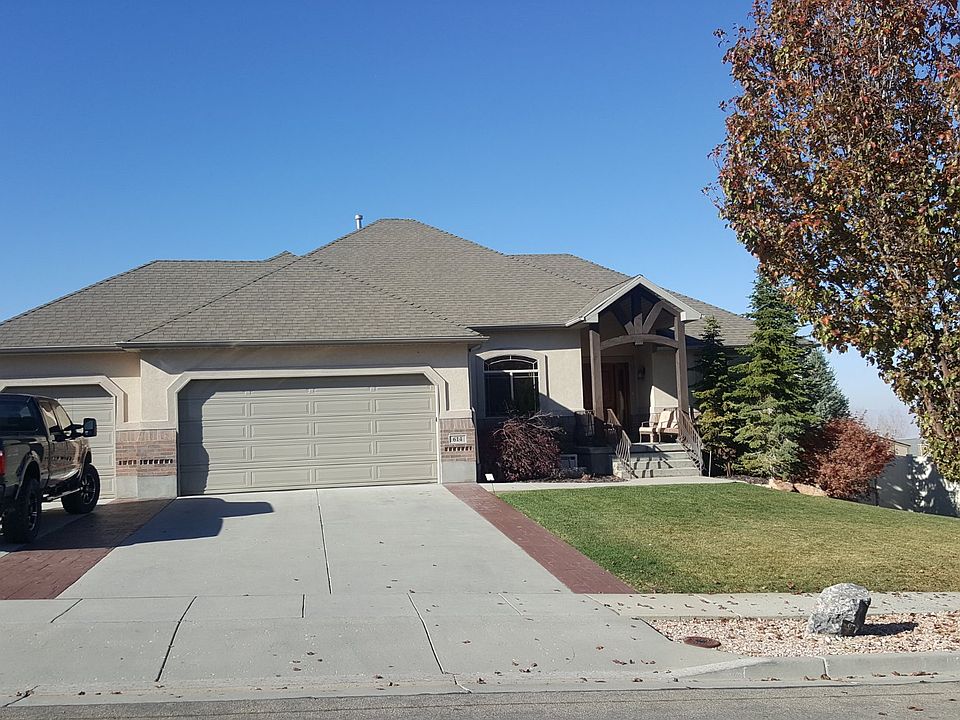 1st image of 614 S Haylie Ln