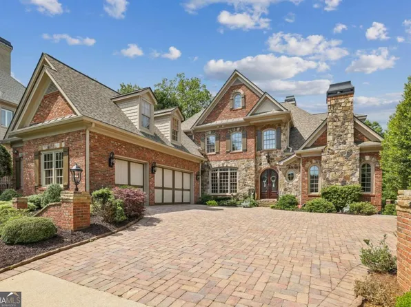 7798 Stables Dr, Sandy Springs, GA 30350