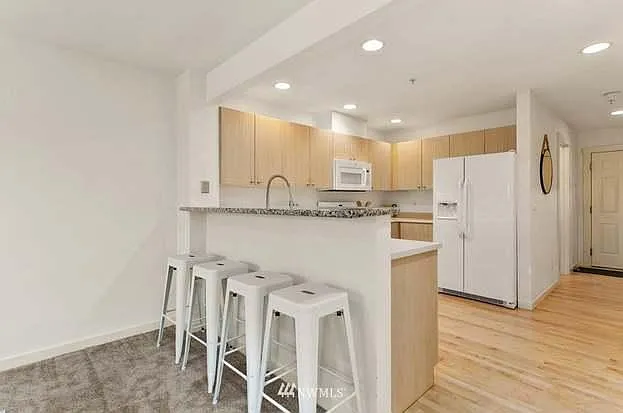8320 NE 140th St — Photo 8