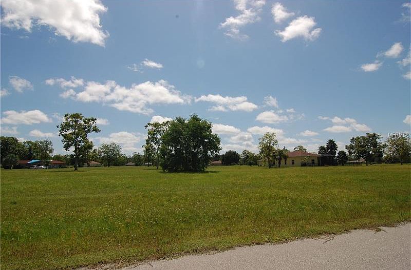 2nd image of 25466 Islas Dr