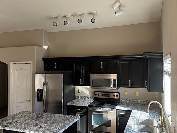 4th image of 4136 S 249TH Drive