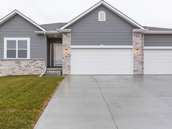 10337 S 205th St, Gretna, NE 68028