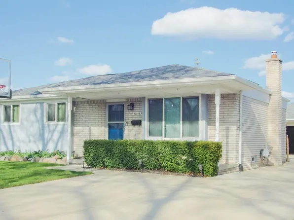 40148 Radcliff Dr, Sterling Heights, MI 48313