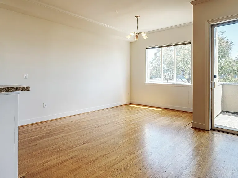 631 Pennsylvania Ave — Photo 9