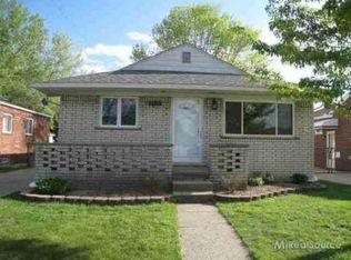19624 Salisbury St, Saint Clair Shores, MI