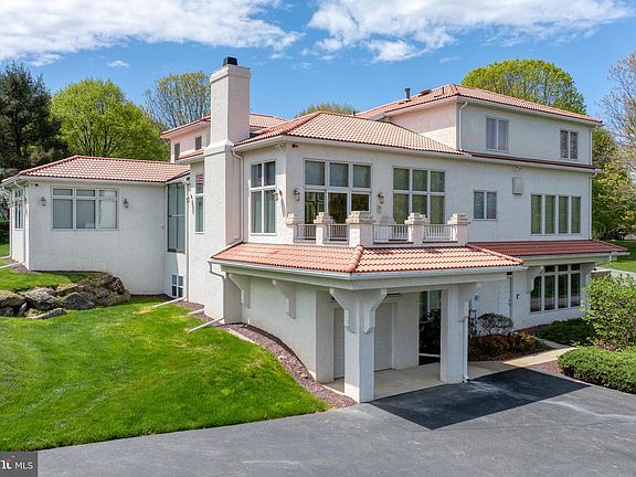 5th image of 23 Deerfield Rd