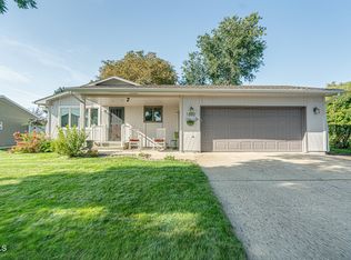 1502 Pocatello Dr, Bismarck, ND 58504