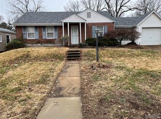 7072 Deerpath Dr, Saint Louis, MO