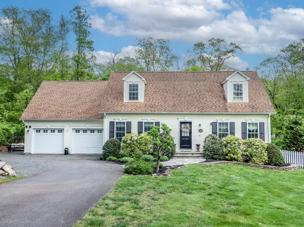 5 Maple Tree Road, Brookfield, CT 06804