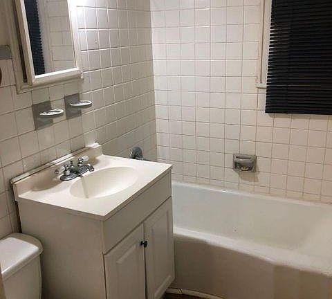 3rd image of 2221 Cambridge Ave