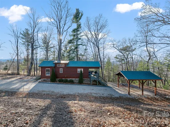 623 Overlook Dr, Spruce Pine, NC 28777