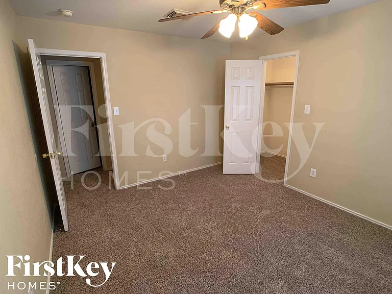 9342 Bowmore Ct — Photo 20