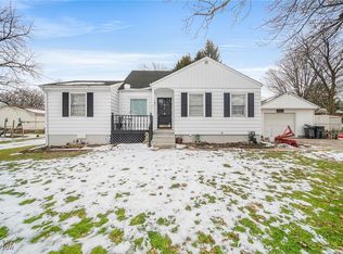 1018 Valley St, Ashtabula, OH 44004