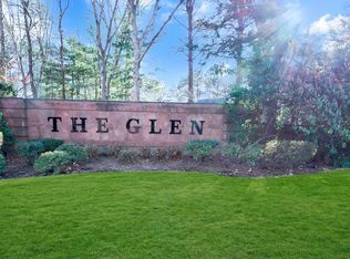 163 Glen Dr, Ridge, NY 11961