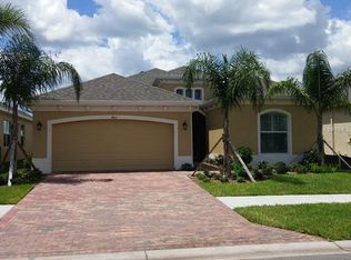 1808 Pacific Dunes Dr, Sun City Center, FL 33573