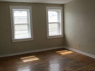 120 W Main St APT B, Delphi, IN 46923