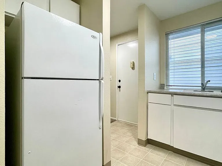 5113 N Lombard St #3 — Photo 6