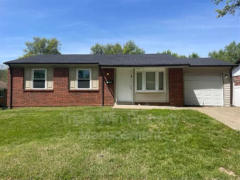 2415 Stoney End Ct — Photo 1