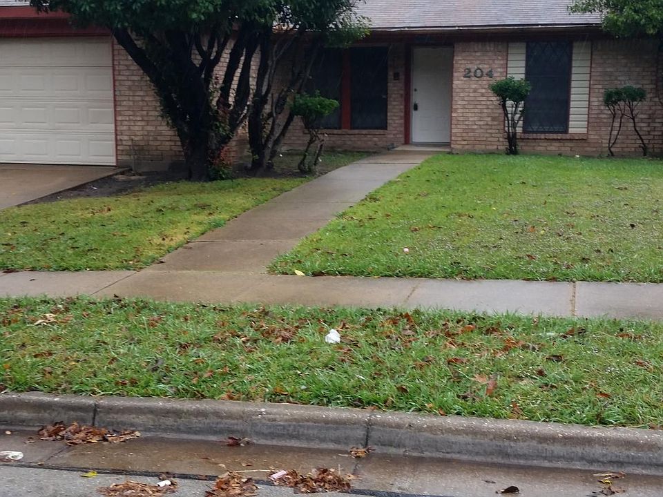1st image of 204 Juniper Dr