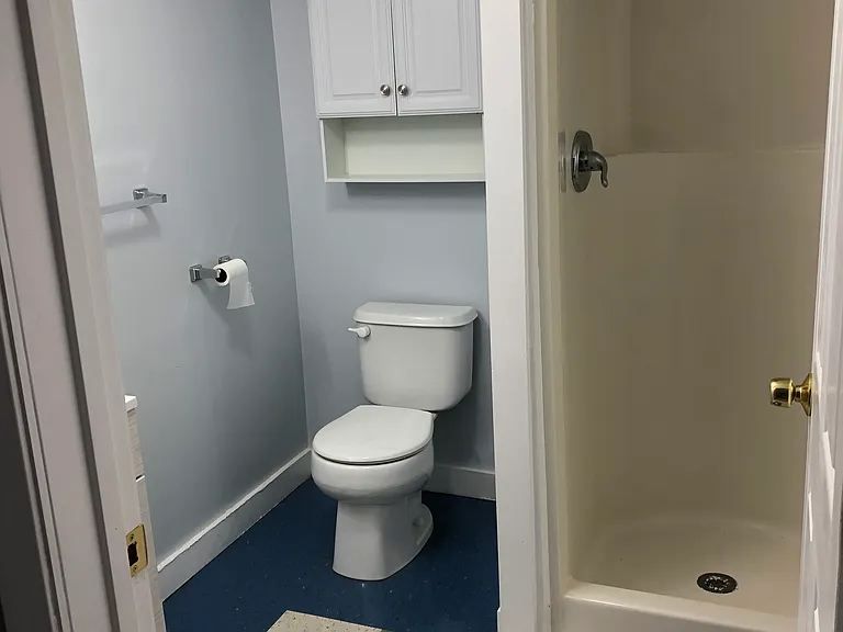 155 S Maple St #2 — Photo 9