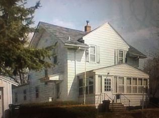 1113 Leavitt St, Waterloo, IA 50702