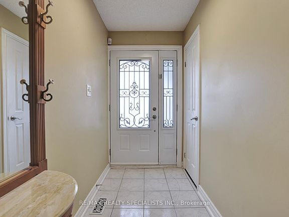 5th image of 4464 Weeping Willow Dr