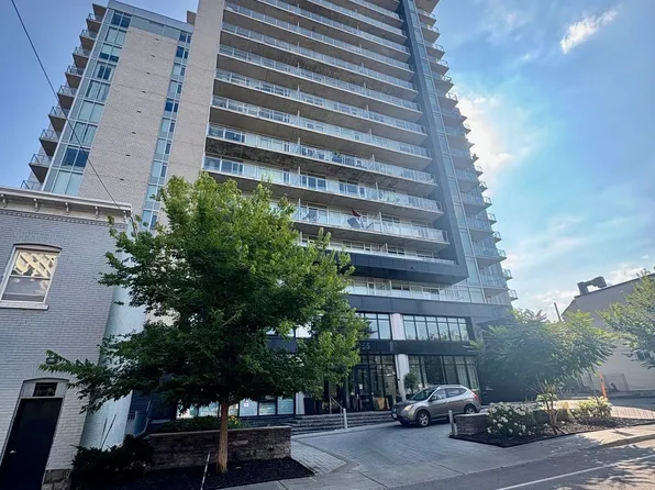 255 Bay St, Ottawa, ON