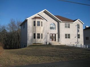 67 Westley Rd, Old Bridge, NJ 08857