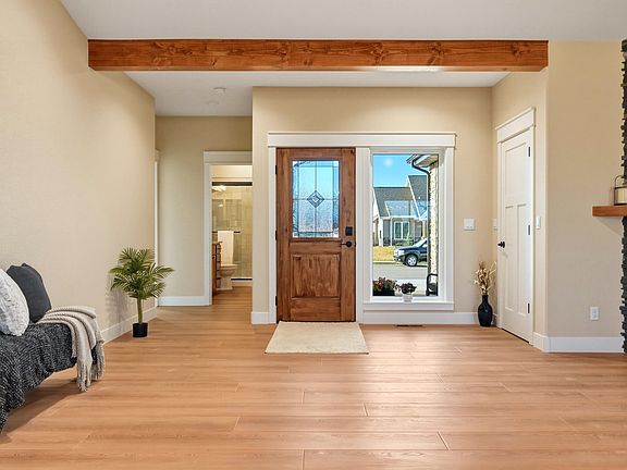 5th image of 140 Sunrise Ln