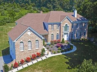 15 Ridgeline Dr, Long Valley, NJ 07853