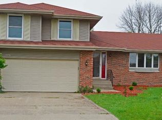 5054 W 90th Ln, Crown Point, IN 46307