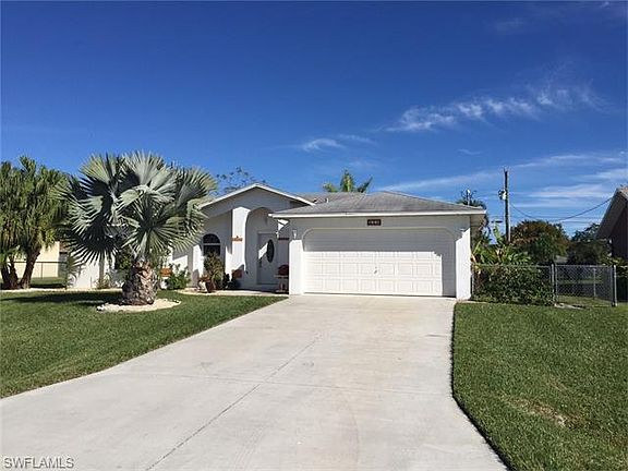 2nd image of 321 NE 18th Pl