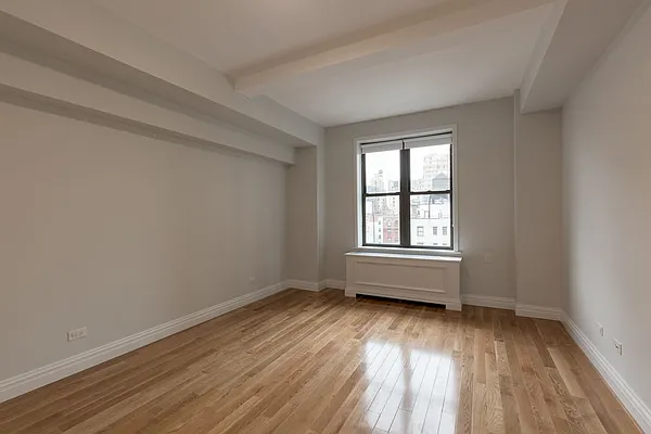 Rented by Stonehenge NYC LLC | media 116