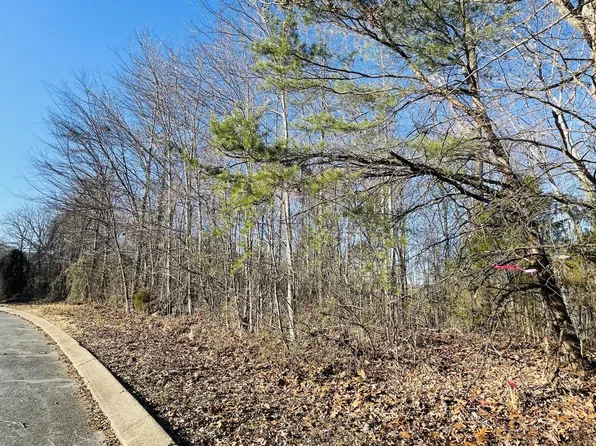 191 Baptist View Dr, Soddy Daisy, TN 37379