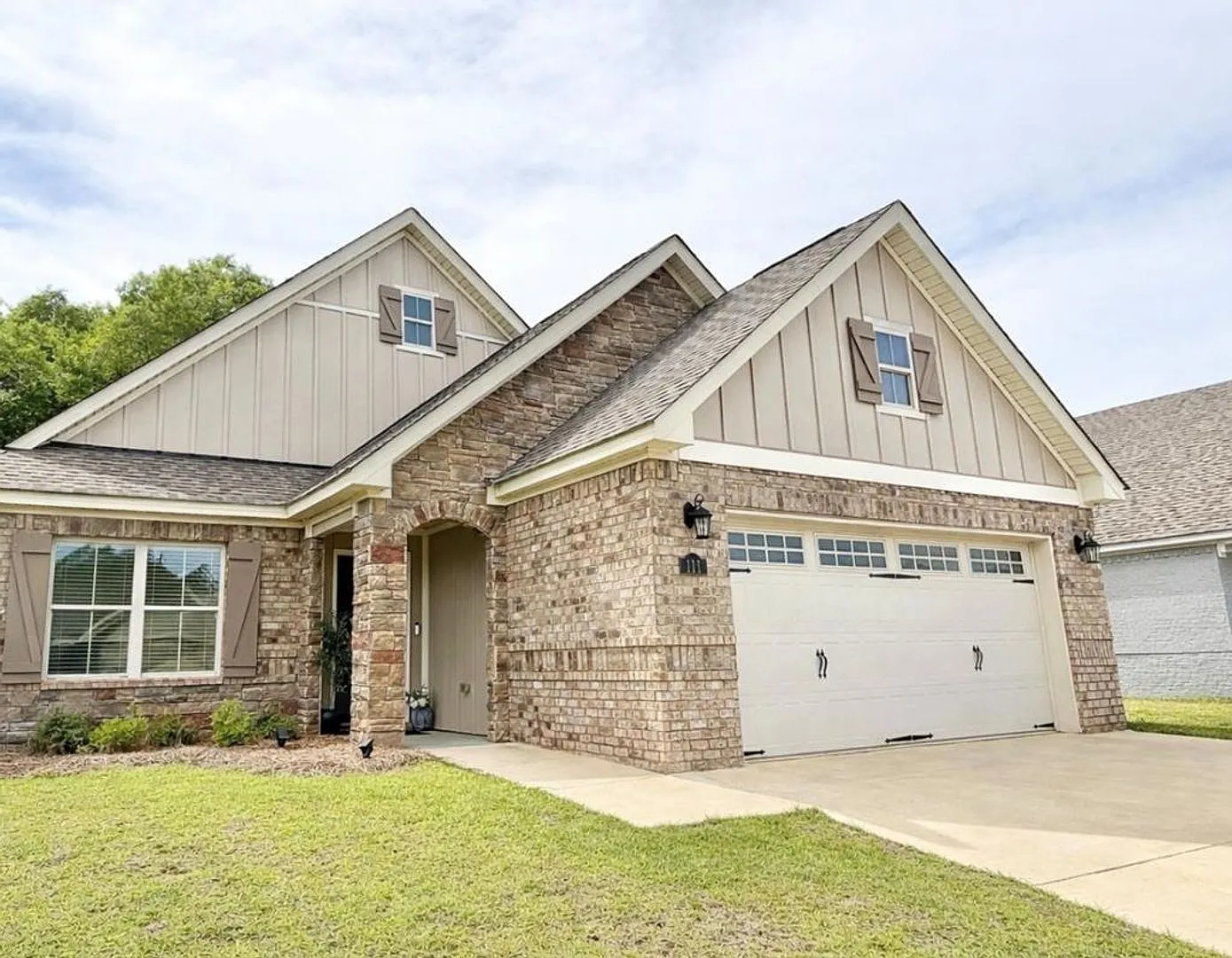 Beautiful 3/2 in Walters Branch — Photo 1