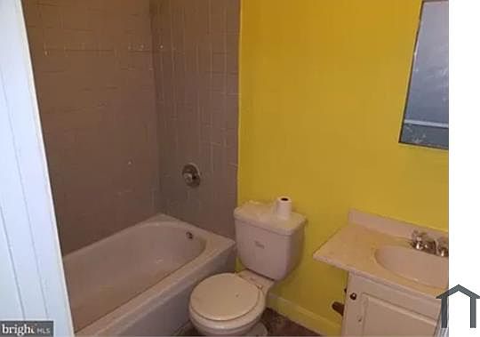 5th image of 1617 N Gilmor St