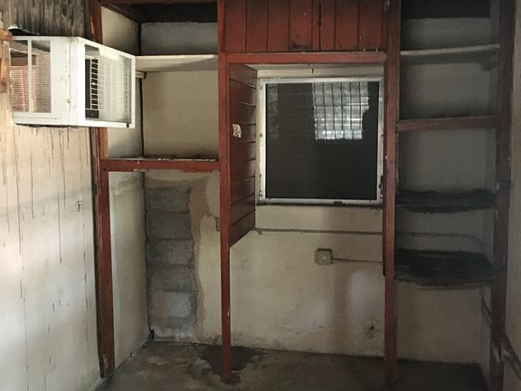 4th image of 12400 NW 22nd Ave