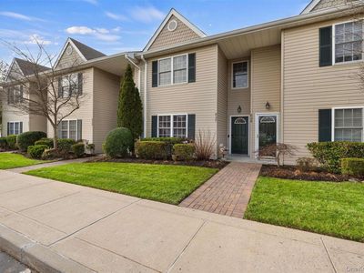 827 Portofino Place #827, Melville, NY, 11747