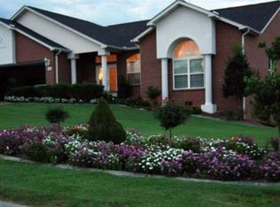 615 River Rd, Sevierville, TN 37862