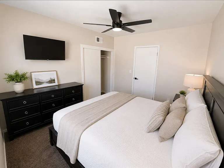 6688 Montclair Dr #4 — Photo 5