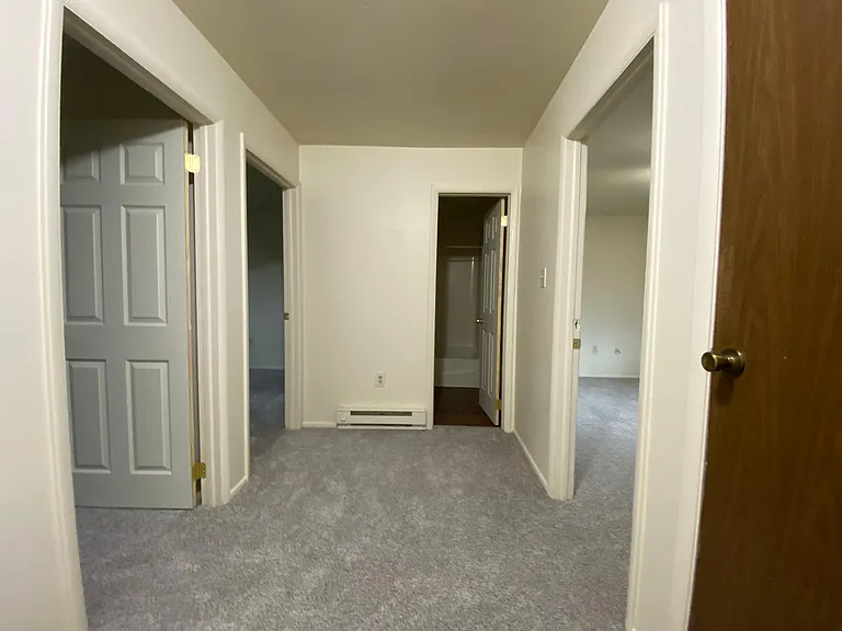 325 W Ridge St — Photo 14
