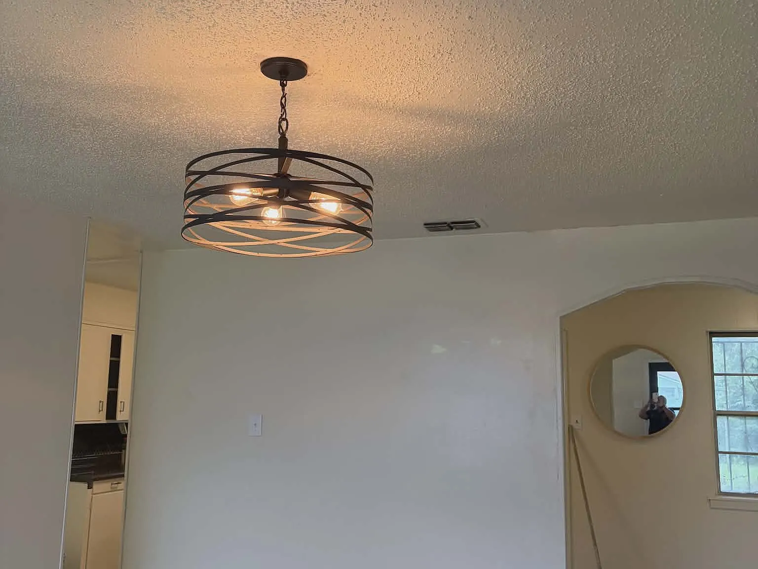 3 bed, 1047 sqft, $975 — Photo 4