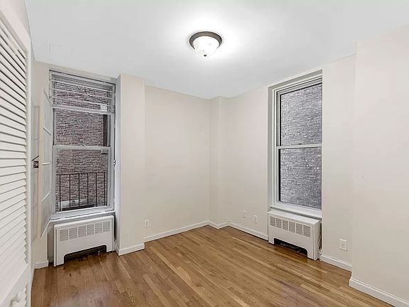 4th image of 76 W 82nd St APT 2B