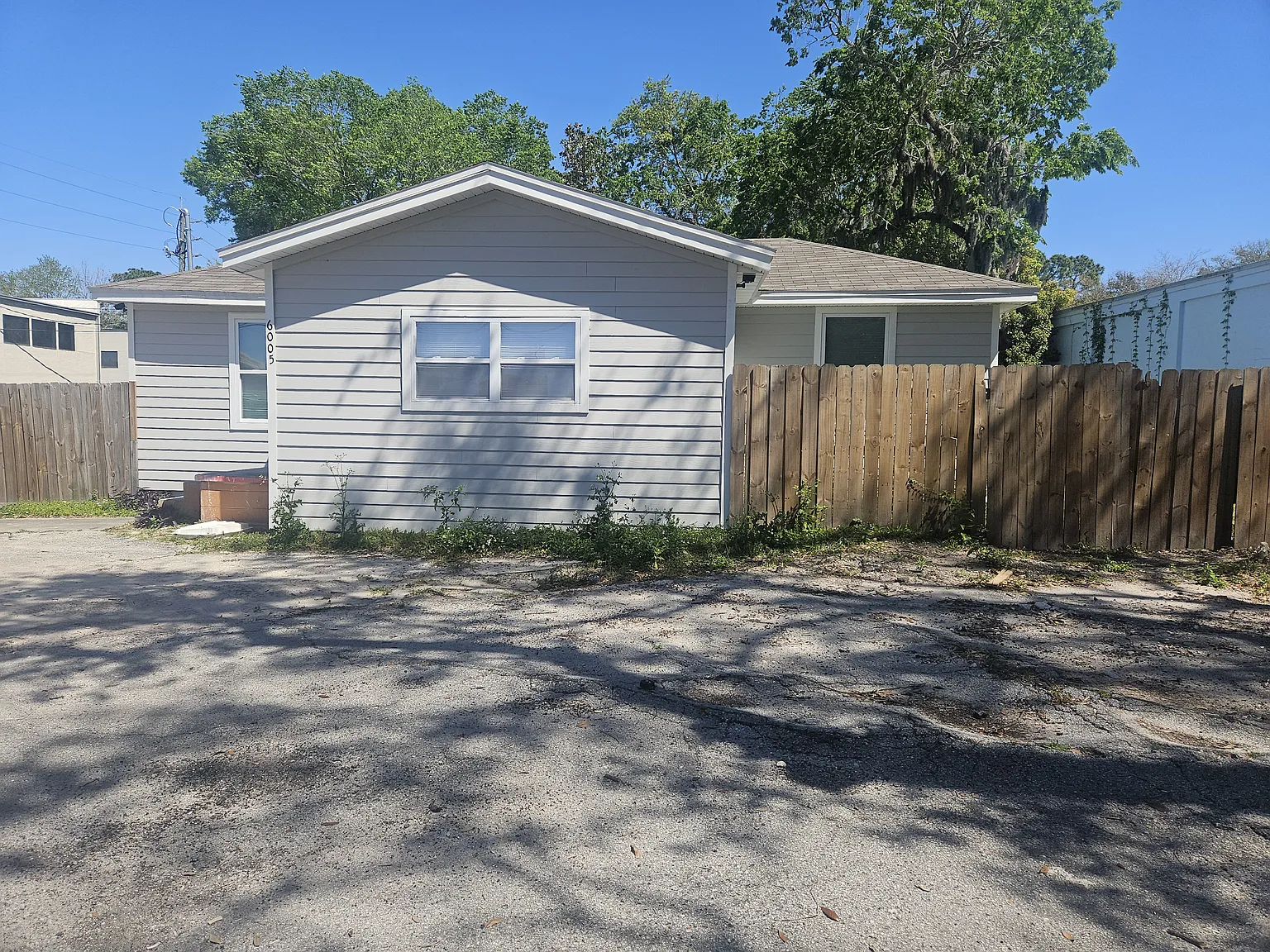 3 bed, 1600 sqft, $2,000 — Photo 4