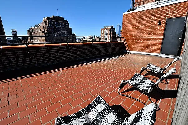 Rented by Buchbinder & Warren | media 8