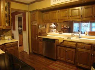 2906 W 73rd Ter, Prairie Village, KS 66208