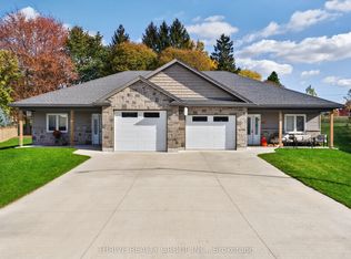43 Johnston Cres, North Huron, ON N0G1E0