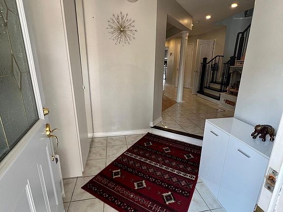 3rd image of 114 Trail Ridge Ln